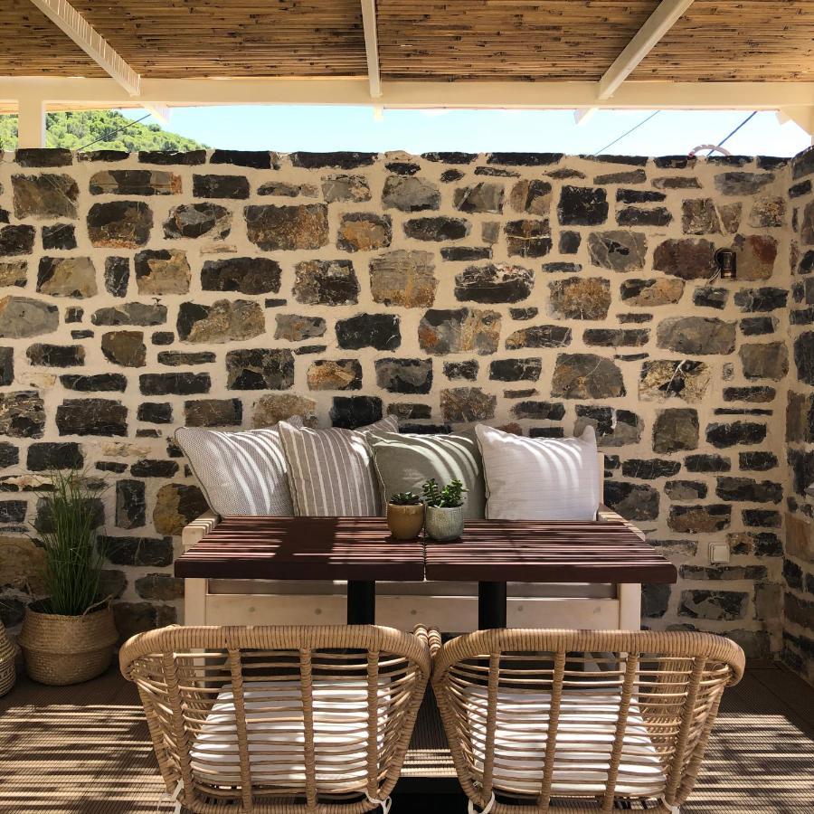 Helen Hotel Poros Town Exterior photo